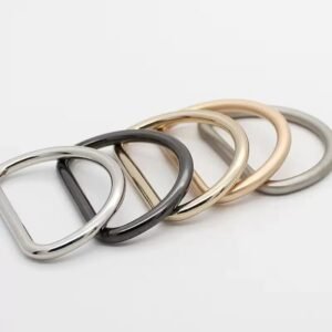 Metal D rings in silver-tone and gold-tone finishes