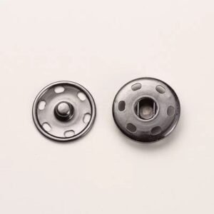 Two-part metal snap button closure