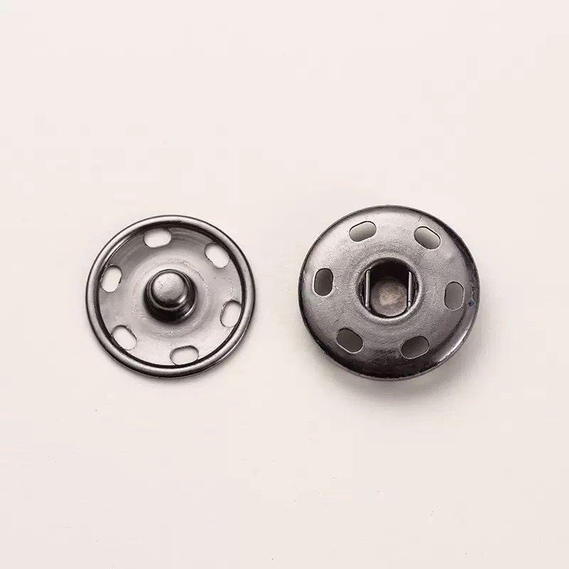 Two-part metal snap button closure